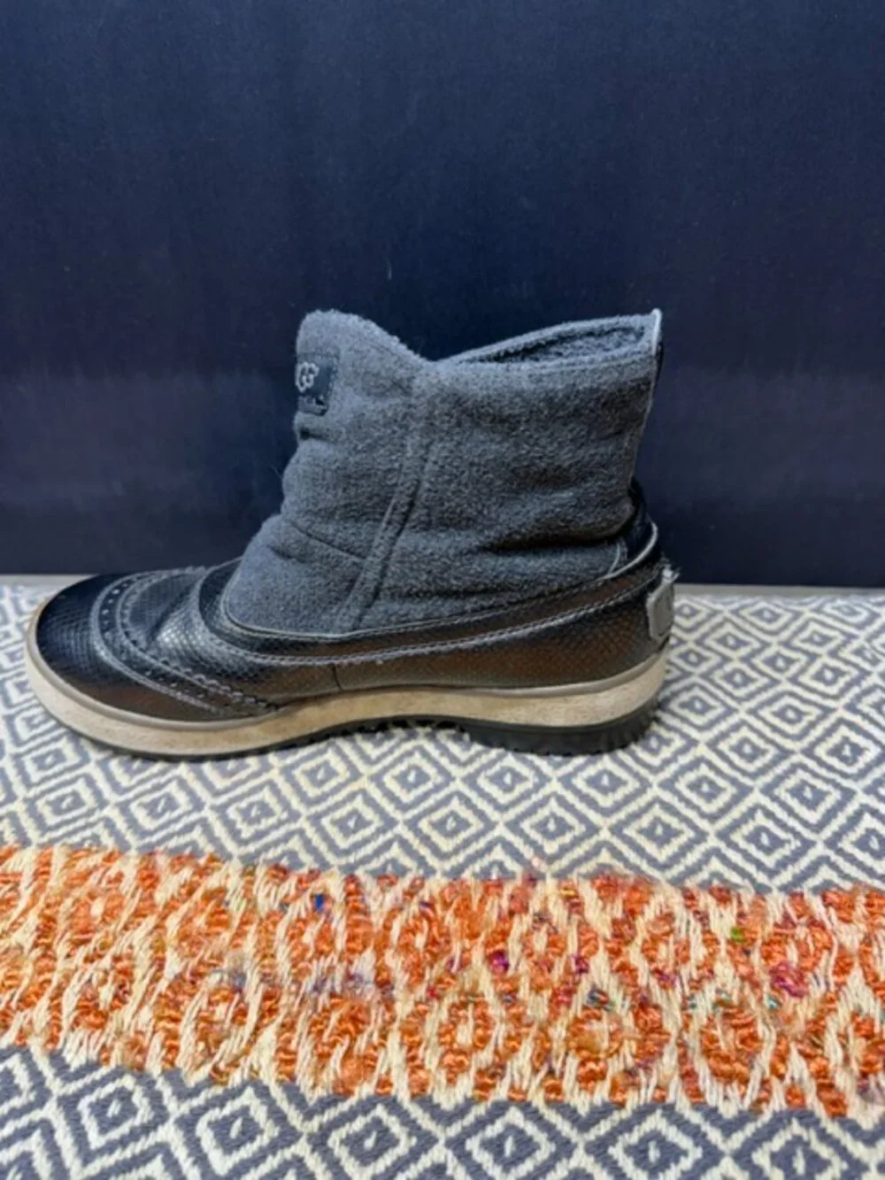 UGG Marrais Winter Boots Woman's Size 7